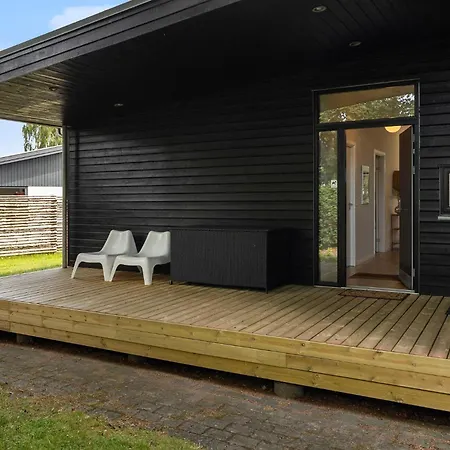 Amazing Home In Ebeltoft With House Sea View